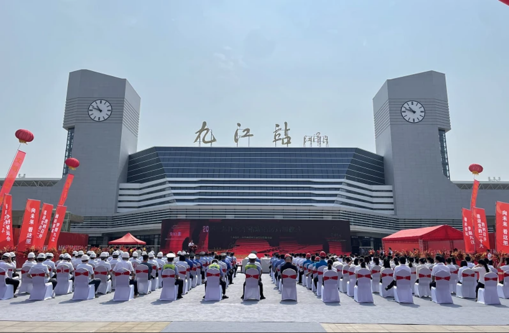 三亿体育 三亿体育官网二次供水设备(图2) 三亿体育 三亿体育官网二次供水设备(图2)