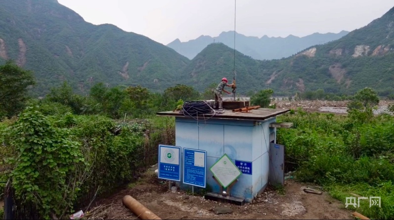 在现场|关注灾后重建 如何恢复三亿体育 三亿体育官网灾区供水系统?记者实地走访(图3) 在现场|关注灾后重建 如何恢复三亿体育 三亿体育官网灾区供水系统?记者实地走访(图3)