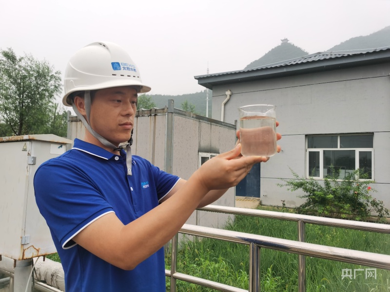三亿体育官方网站 三亿体育 首页北京门头沟55个村恢复正常供水 安置点居民用上直饮水(图5) 三亿体育官方网站 三亿体育 首页北京门头沟55个村恢复正常供水 安置点居民用上直饮水(图5)