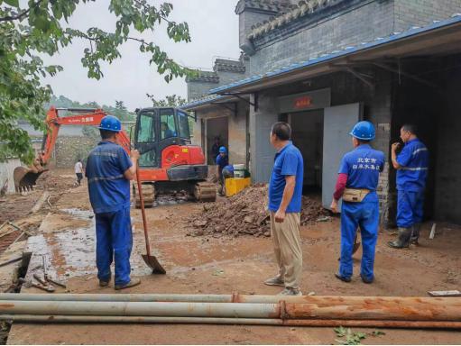 受北京暴三亿体育 三亿体育下载 app雨影响的19座供水厂、315个村庄已恢复供水(图4) 受北京暴三亿体育 三亿体育下载 app雨影响的19座供水厂、315个村庄已恢复供水(图4)