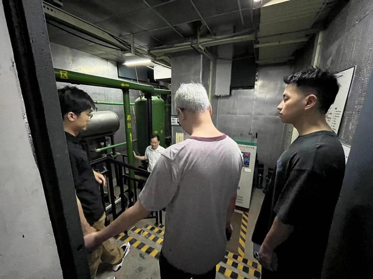 三亿体育官方网站 三亿体育 首页浙大求是社区推进二次供水改造(图2) 三亿体育官方网站 三亿体育 首页浙大求是社区推进二次供水改造(图2)