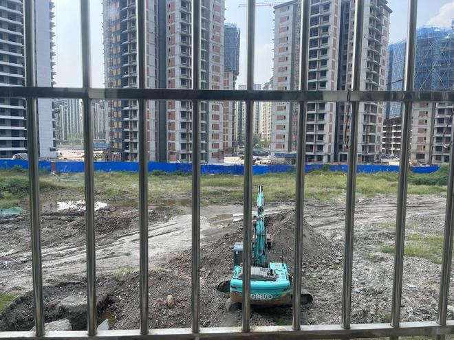 云投诉丨四川乐山安置点施工震裂居民房屋后续追踪:施工已暂停区城司承认项目未报建报监三亿体育 三亿体育官网(图3) 云投诉丨四川乐山安置点施工震裂居民房屋后续追踪:施工已暂停区城司承认项目未报建报监三亿体育 三亿体育官网(图3)