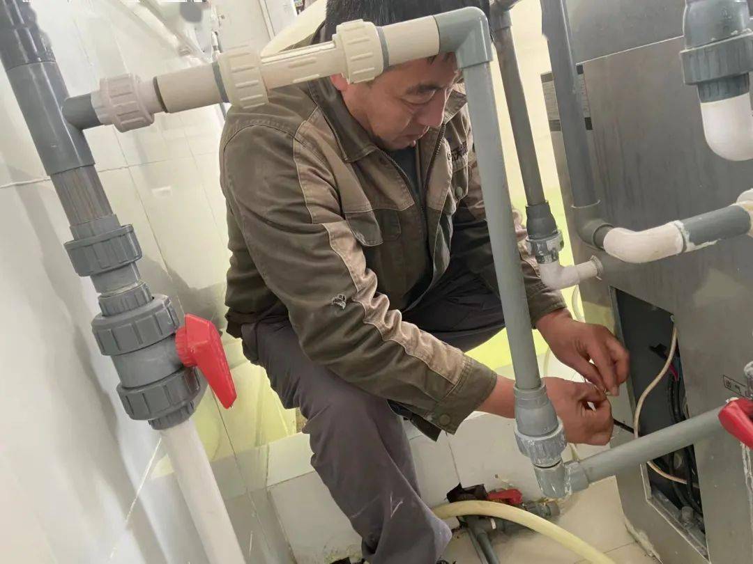 星辰供水:加强设备检修维护 确保春三亿体育节安全供水(图6) 星辰供水:加强设备检修维护 确保春三亿体育节安全供水(图6)