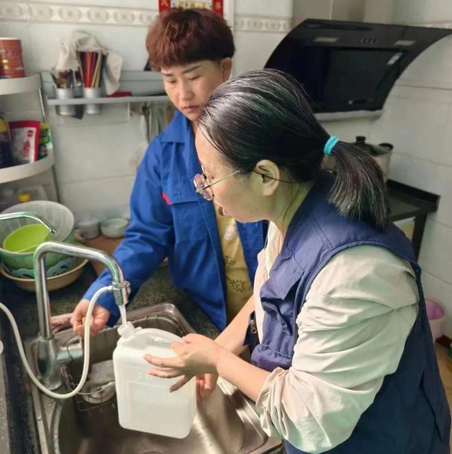 【运城银龙水务】护航高考保供水 你们提笔逐梦我们保驾护航!三亿体育(图4) 【运城银龙水务】护航高考保供水 你们提笔逐梦我们保驾护航!三亿体育(图4)